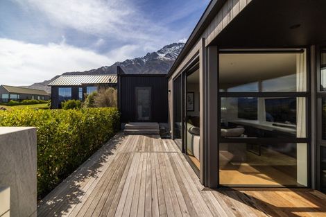 Photo of property in 17 Falconer Rise, Jacks Point, Queenstown, 9371