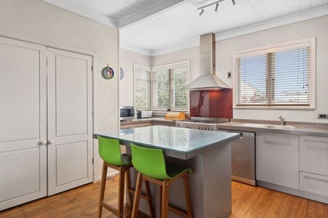 Photo of property in 11 Hall Street, Cambridge, 3434