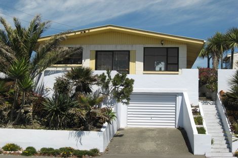 Photo of property in 416 Marine Parade, South New Brighton, Christchurch, 8062