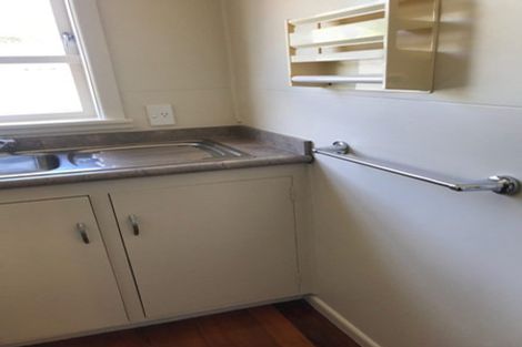 Photo of property in 10 Barberry Grove, Maungaraki, Lower Hutt, 5010