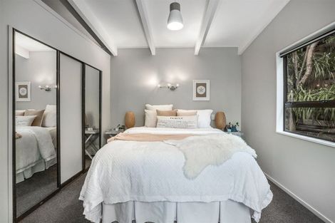 Photo of property in 16 Kinloch Place, Papakowhai, Porirua, 5024