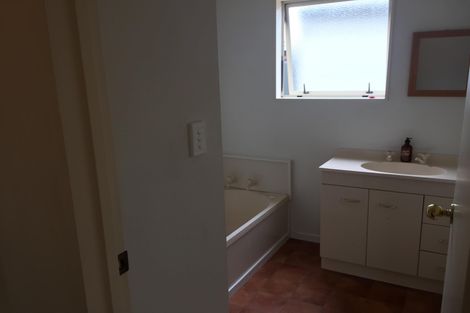 Photo of property in 75a Williams Street, Cambridge, 3434