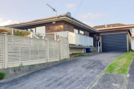 Photo of property in 1/67 Seaview Road, Castor Bay, Auckland, 0620
