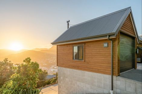 Photo of property in 30 Gilmour Terrace, Lyttelton, 8082