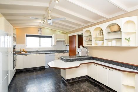 Photo of property in 118 Charles Street, Westshore, Napier, 4110