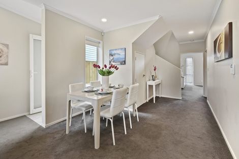 Photo of property in 12 Saddleback Crescent, Papakura, 2110