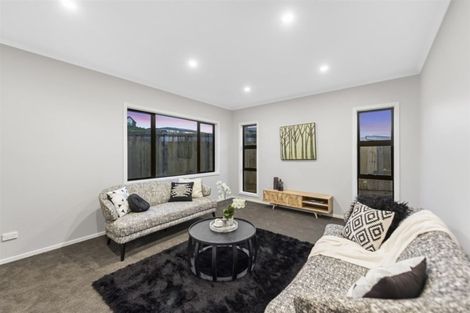 Photo of property in 15 Waikaka Place, Rototuna North, Hamilton, 3210