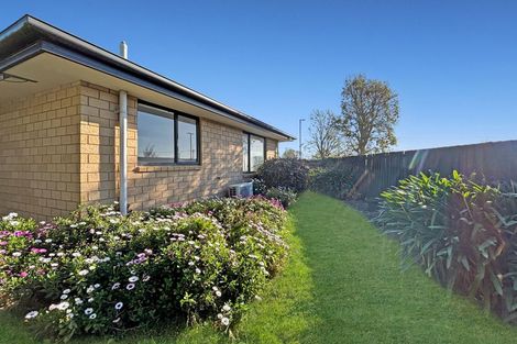Photo of property in 4/17 Nicholls Road, Halswell, Christchurch, 8025
