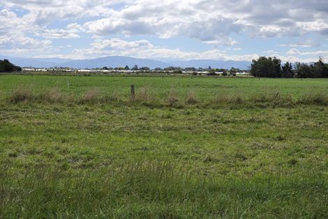 Photo of property in 16 Northbrook Road, Rangiora, 7400