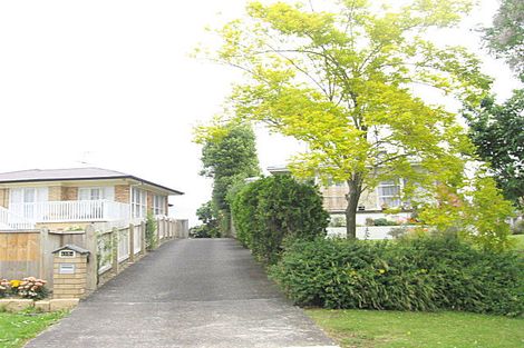 Photo of property in 415b Great South Road, Opaheke, Papakura, 2113