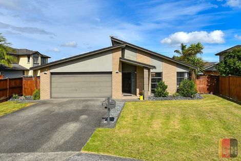 Photo of property in 13 Girvan Terrace, Wattle Downs, Auckland, 2103