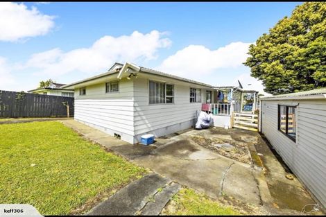 Photo of property in 14 Frobisher Way, Clendon Park, Auckland, 2103