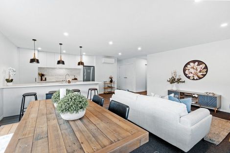 Photo of property in 37 Woodpecker Street, Lake Hawea, 9382