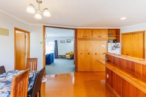 Photo of property in 27 Winchester Street, Awapuni, Palmerston North, 4412