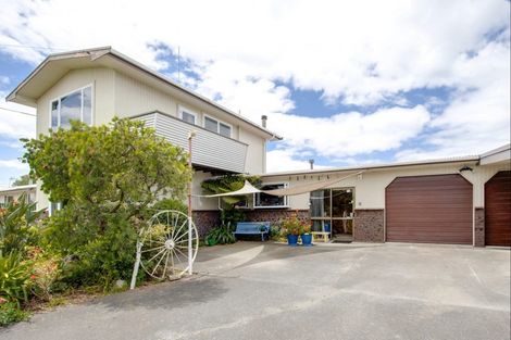 Photo of property in 70 Rogers Road, Bay View, Napier, 4104