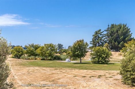 Photo of property in 28 Bottle Lake Drive, Parklands, Christchurch, 8083