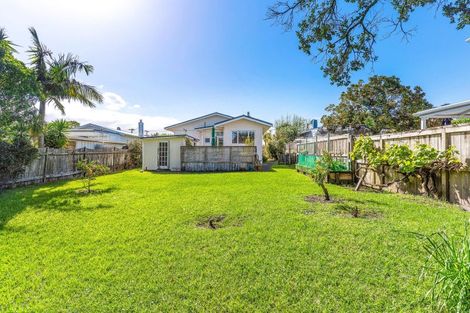 Photo of property in 63 Bayswater Avenue, Bayswater, Auckland, 0622