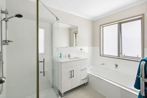 Photo of property in 16c Cyrus Street, Whalers Gate, New Plymouth, 4310