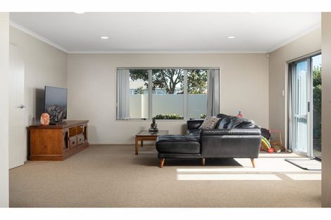Photo of property in 35 Macville Road, Mount Maunganui, 3116