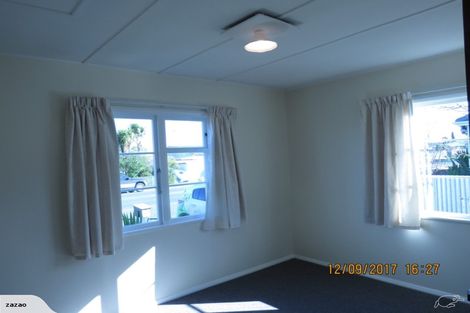 Photo of property in 107 Thackeray Street, Napier South, Napier, 4110