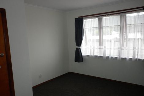 Photo of property in 43 Totara Park Road, Clouston Park, Upper Hutt, 5018