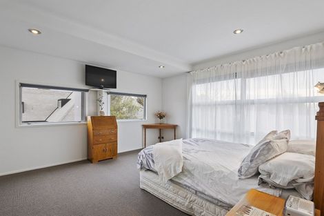 Photo of property in 76a Glandovey Road, Fendalton, Christchurch, 8052