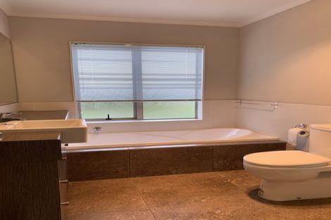 Photo of property in 6 Flintridge Drive, Flat Bush, Auckland, 2019