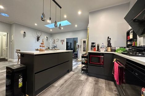 Photo of property in 125 Grahams Road, Burnside, Christchurch, 8053