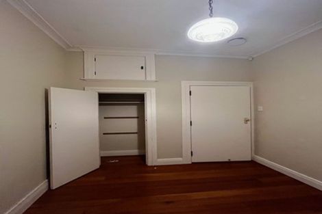 Photo of property in 7 Otahuri Crescent, Greenlane, Auckland, 1051