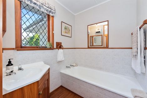 Photo of property in 103 Beerescourt Road, Beerescourt, Hamilton, 3200