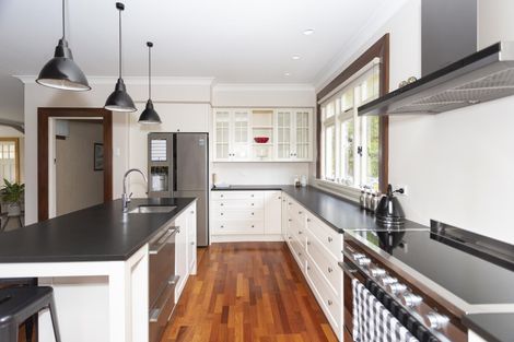 Photo of property in 27 Stour Street, Oamaru, 9400