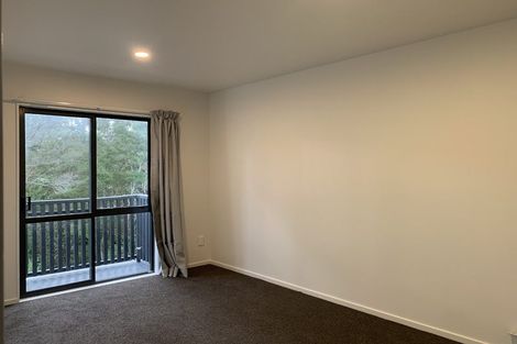 Photo of property in 17 Sun Place, Henderson, Auckland, 0612