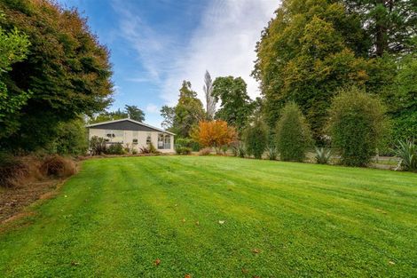 Photo of property in 73 Main North Road, Geraldine, 7930