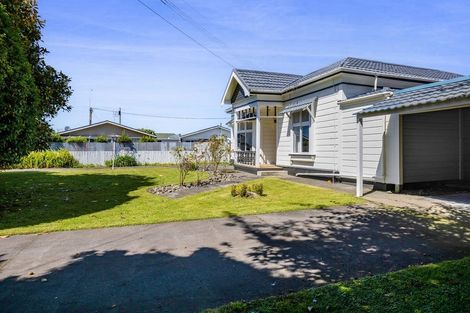 Photo of property in 25 Argyle Street, Hawera, 4610