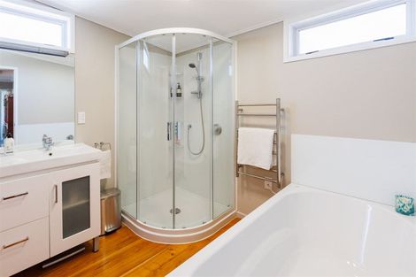 Photo of property in 45 Shortt Street, Foxton Beach, Foxton, 4815