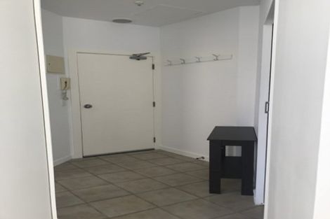 Photo of property in Terrace Tower Apartments, 4f/126 The Terrace, Wellington Central, Wellington, 6011