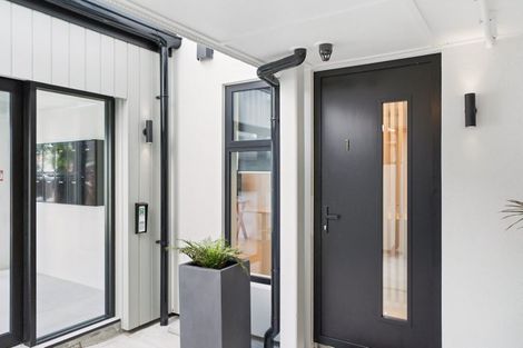 Photo of property in 1/200 Knights Road, Hutt Central, Lower Hutt, 5011