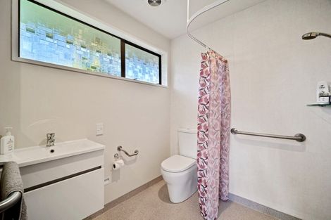 Photo of property in 287 Avonhead Road, Avonhead, Christchurch, 8042