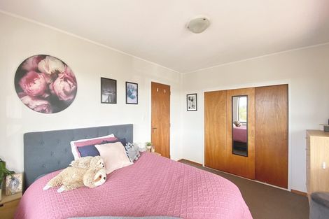 Photo of property in 176 Sturges Road, Henderson, Auckland, 0612