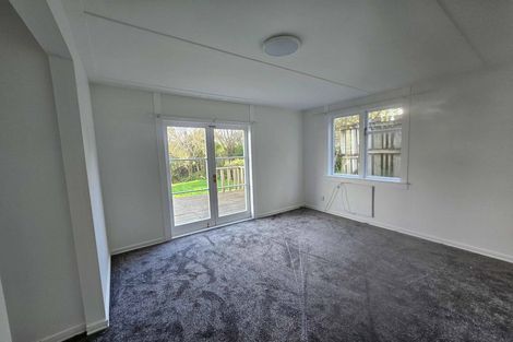 Photo of property in 21 Gloucester Street, Cannons Creek, Porirua, 5024
