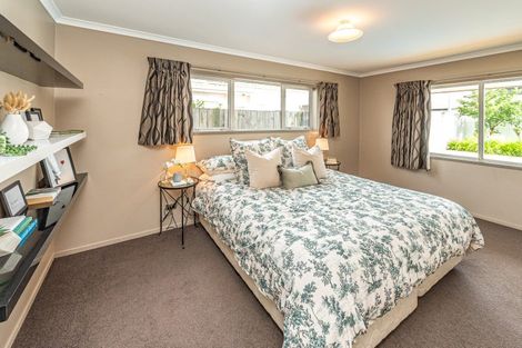 Photo of property in 8 Akepiro Place, Tawhero, Whanganui, 4501