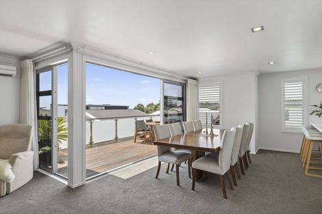 Photo of property in 22a Belt Road, Moturoa, New Plymouth, 4310