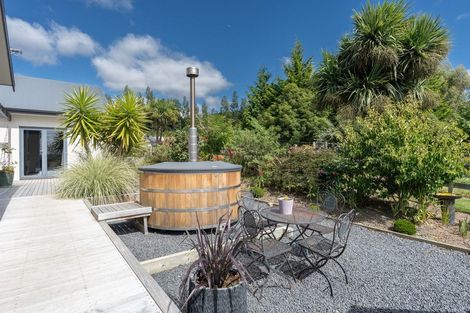 Photo of property in 138 Mckendry Road, Woodside, Outram, 9074