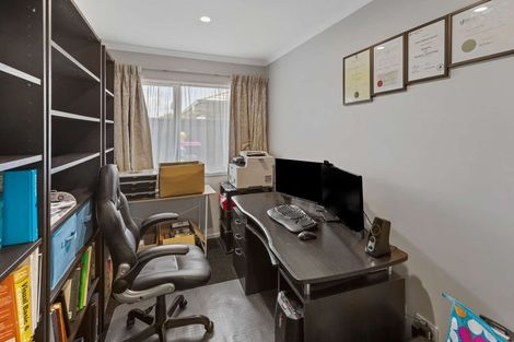 Photo of property in 6 Magnolia Crescent, Tawhero, Whanganui, 4501