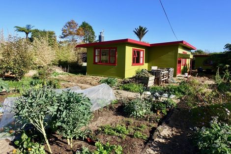 Photo of property in 13 Wharf Road, Karamea, 7893