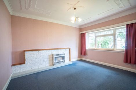 Photo of property in 10 Matamau Street, Palmerston North, 4414