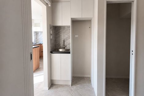 Photo of property in 18 Russell Road, Manurewa, Auckland, 2102