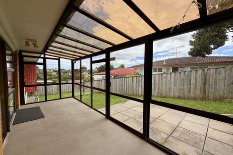 Photo of property in 1/28 Birman Close, Half Moon Bay, Auckland, 2012