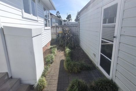 Photo of property in 2/15 Tasman Drive, Opaheke, Papakura, 2113