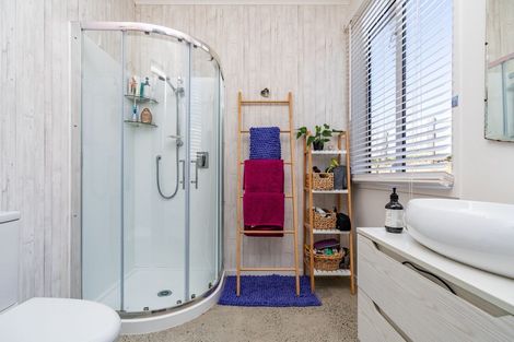 Photo of property in 8 Daphne Place, Mangawhai, 0505